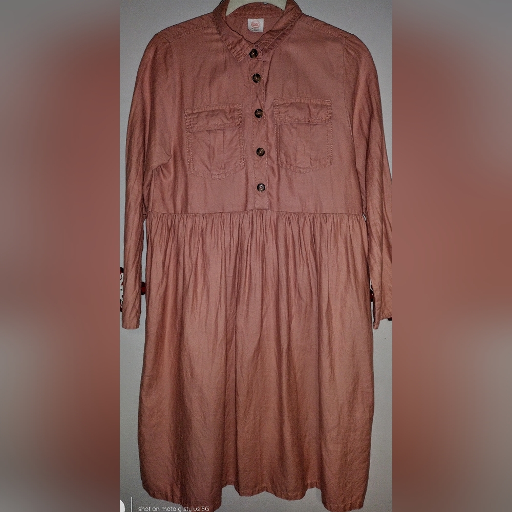 Girls dress